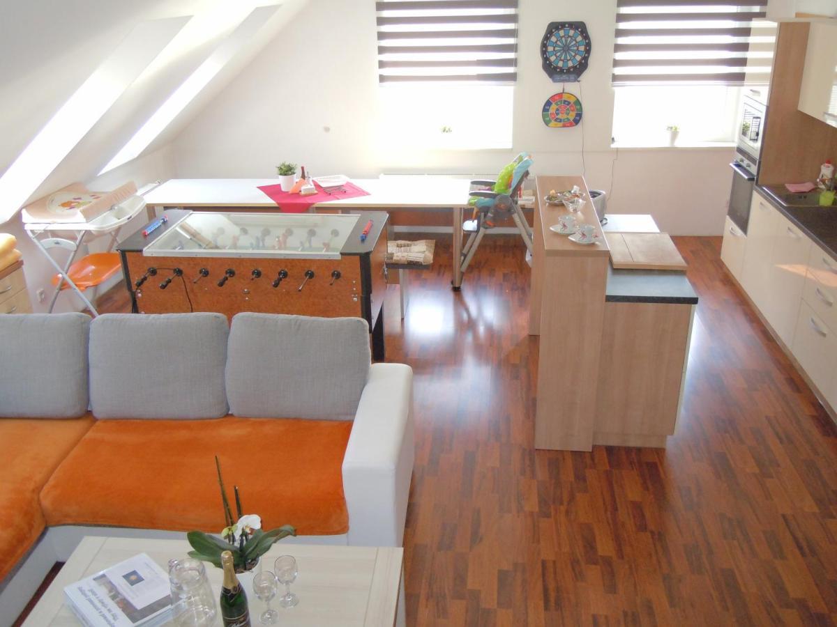 Apartment Wellness Vlckova מראה חיצוני תמונה