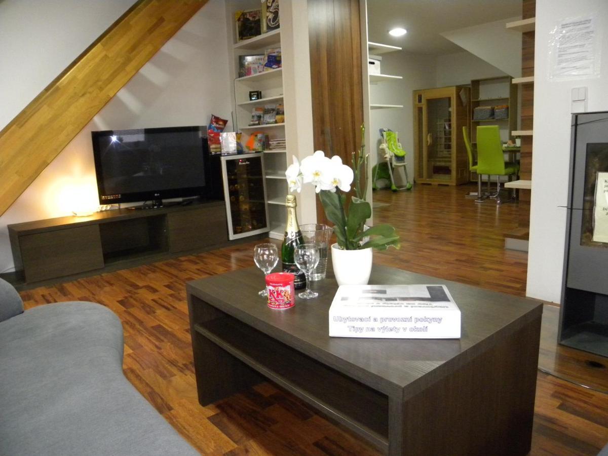 Apartment Wellness Vlckova מראה חיצוני תמונה