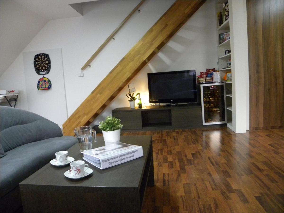 Apartment Wellness Vlckova מראה חיצוני תמונה